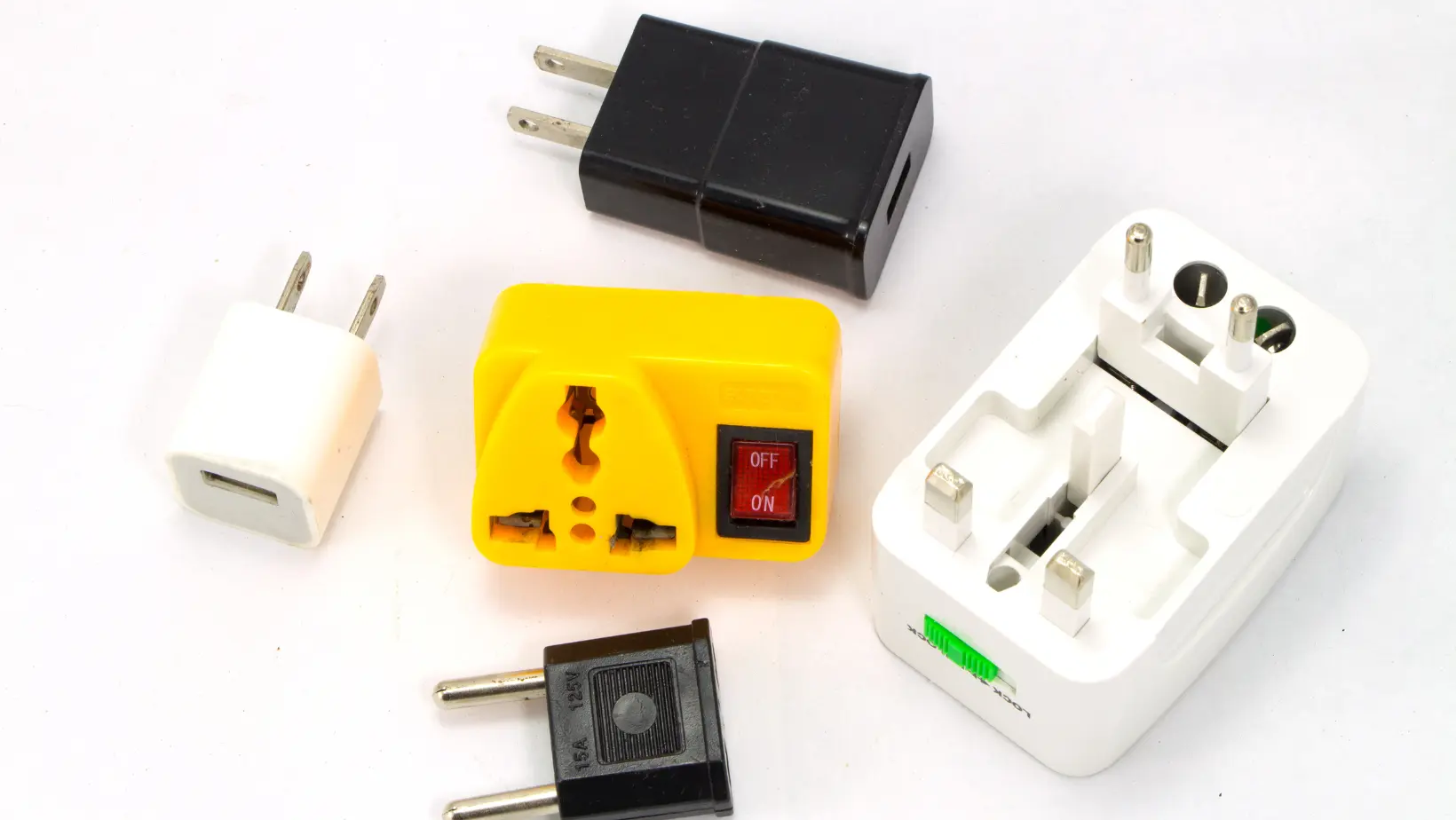 Best Travel adapters for 2024